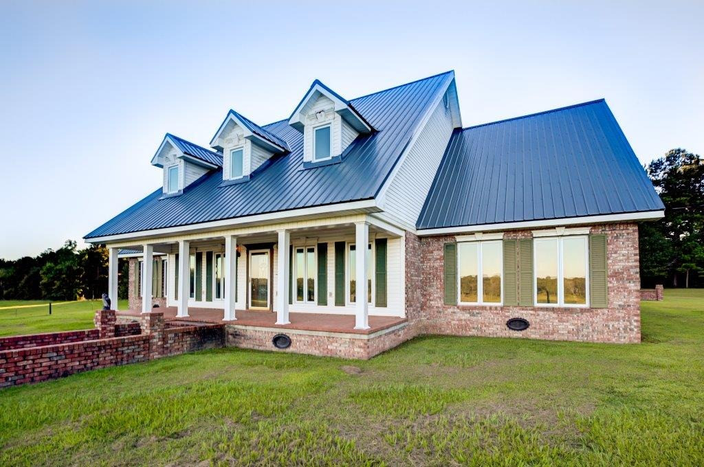 Global Metal Roofing Market Emerging Top Key Vendors to Watch- Ideal Roofing, Reed's Metals, ATAS, Carlisle SynTec and More in 2017-2025